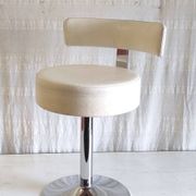 Chaise design pivotante en métal chromé et similicuir - mid. XXéme