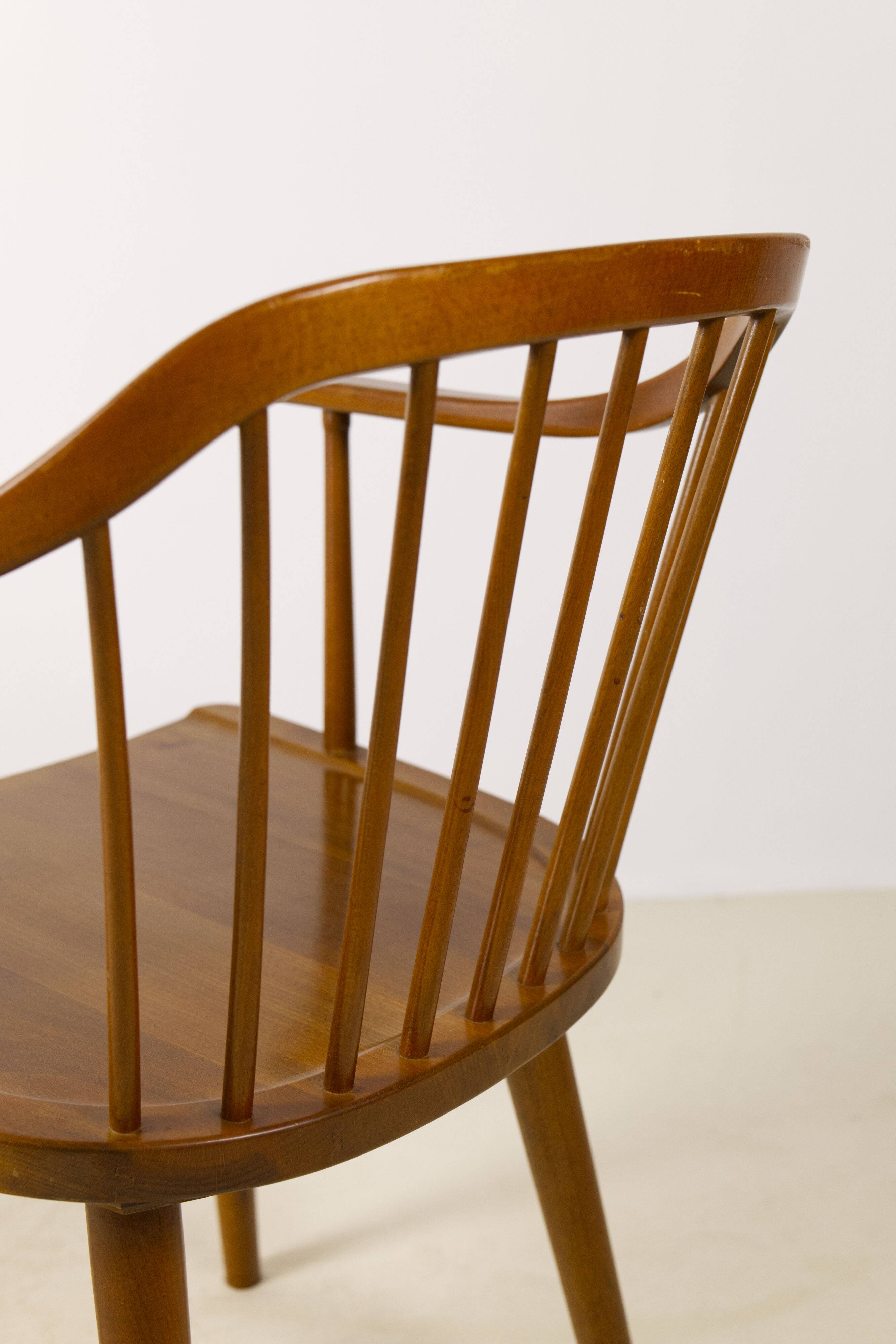 Spindle back armchair by Axel O. Larsen, Model 1776 FH, Denmark, 1940s