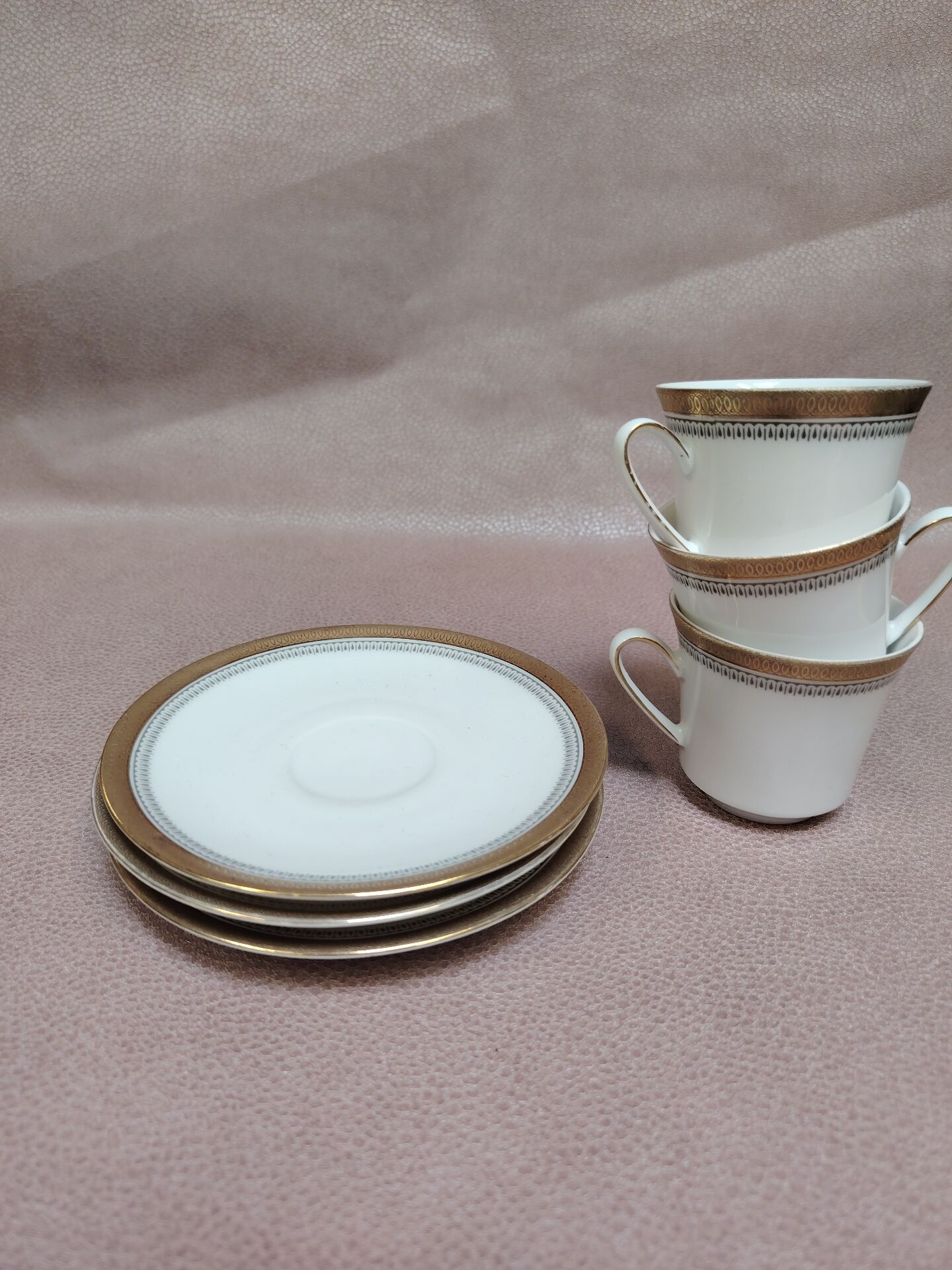 Set of 3 cups and saucers Winterling Bavaria
