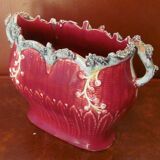 Garden cover in red slurry decorated with flower buds