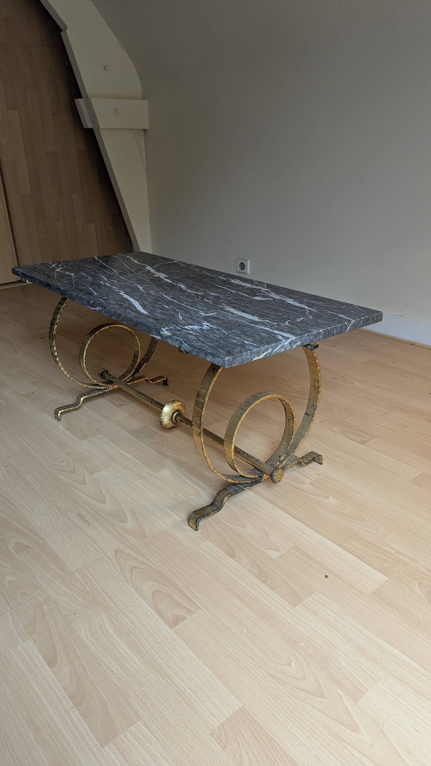 Table basse en marbre gris, année 60-70