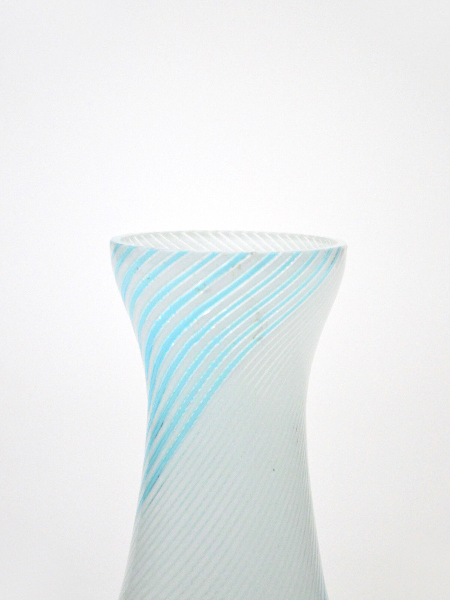 Vase en verre de Murano 'Mezza Filigrana' Par Dino Martens Pour Aureliano Toso