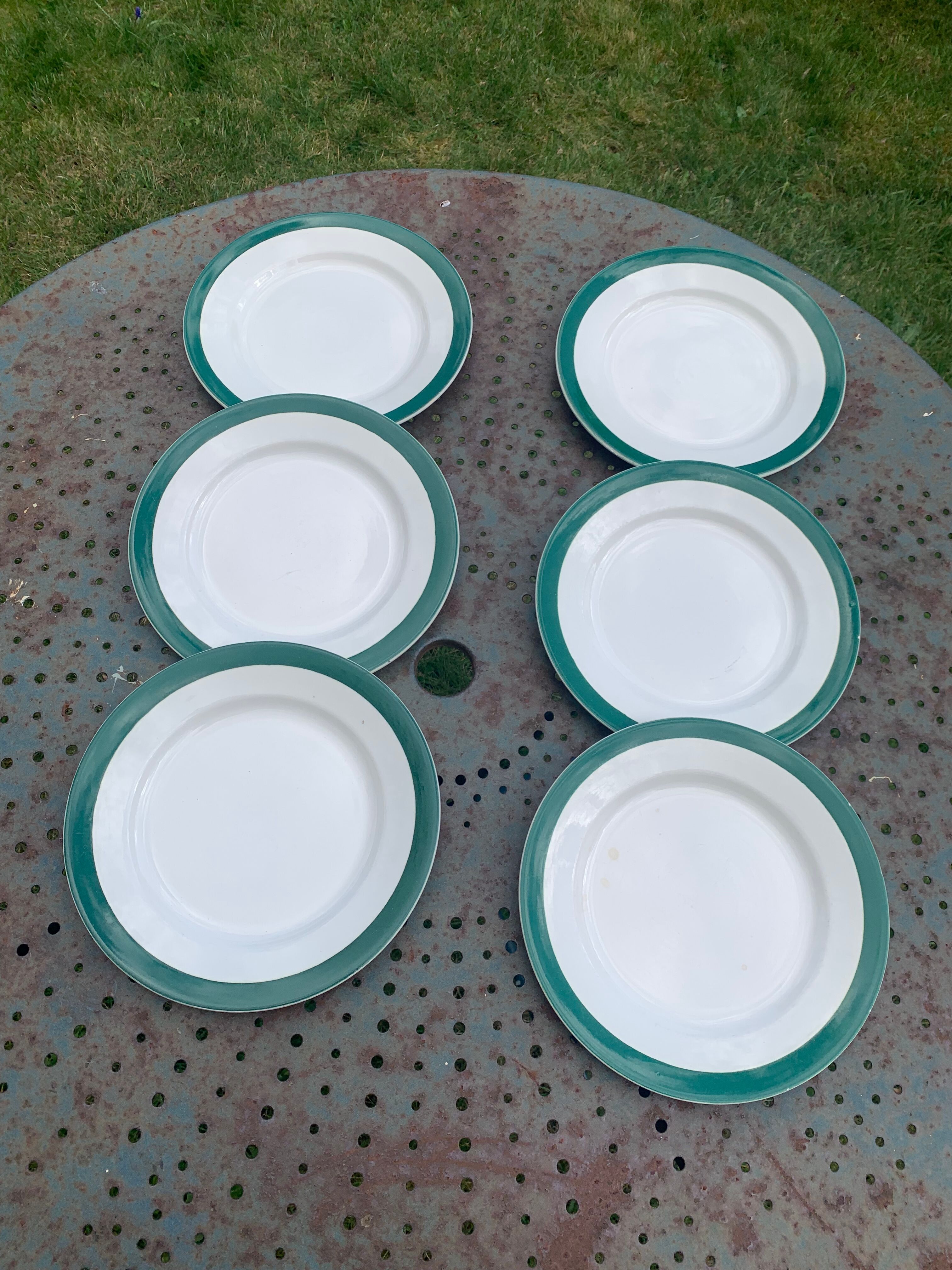 6 flat plates in white earthenware and green edging Digoin Sarreguemines vintage