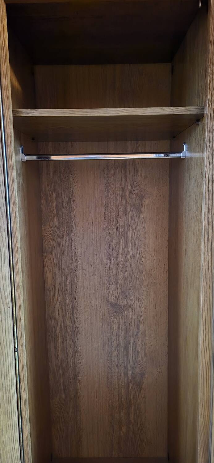4-door wardrobe