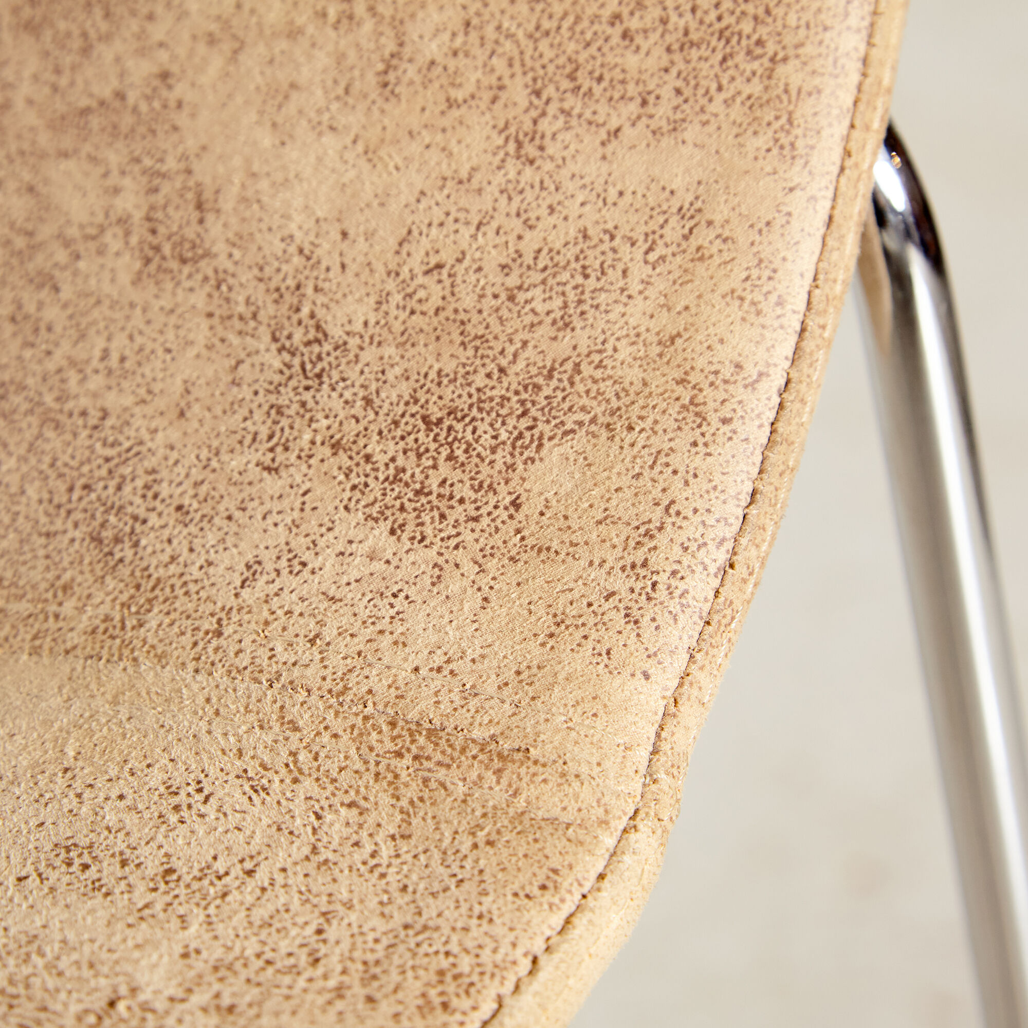 Lievore altherr molina catifa armchair