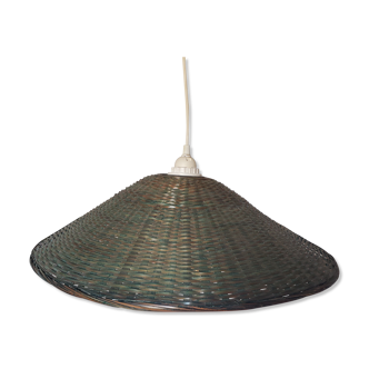 Braided green wicker suspension