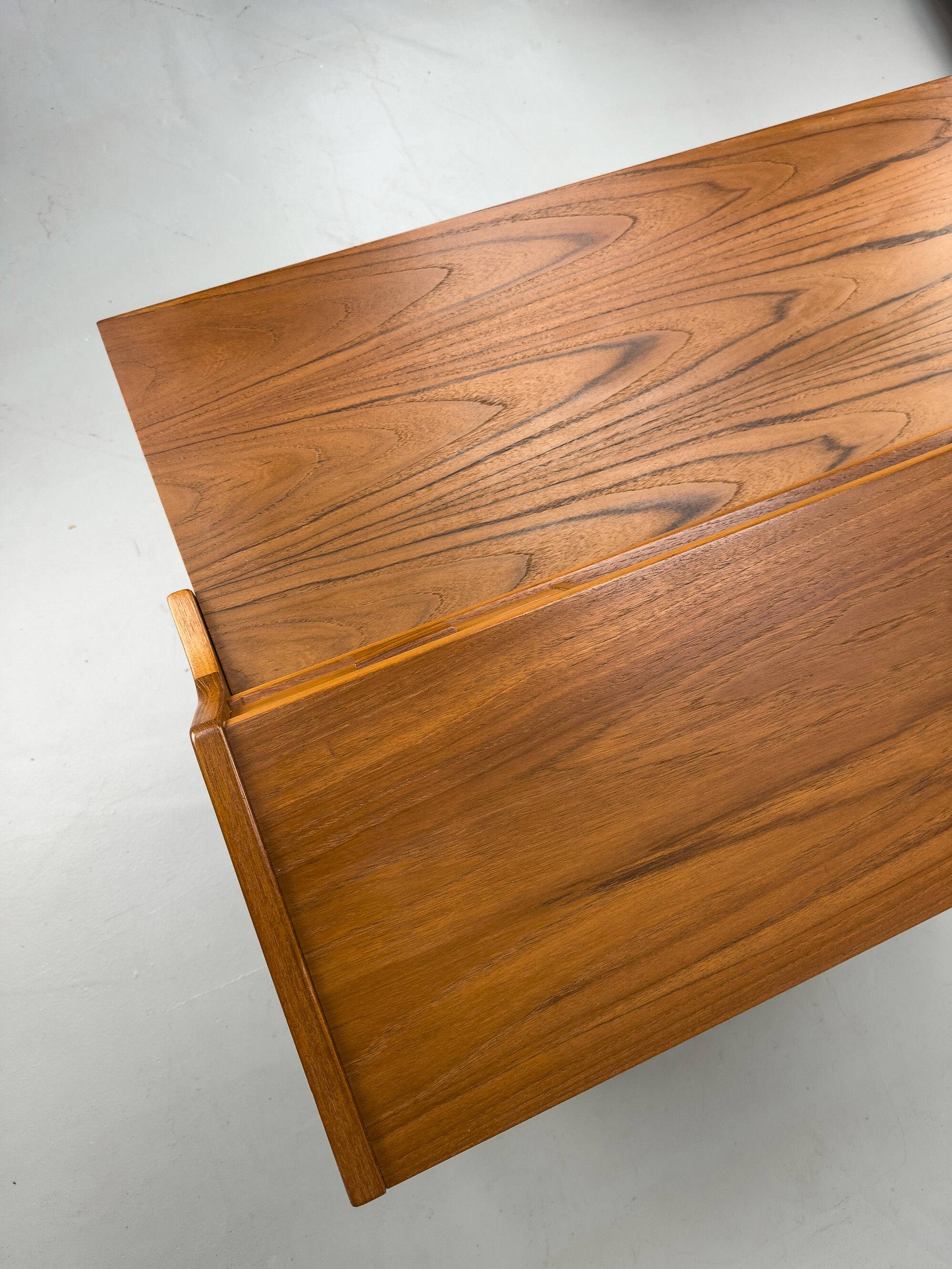 Bureau Secrétaire en Teck par Arne Wahl Iversen pour Vinde Møbelfabrik, 1960s