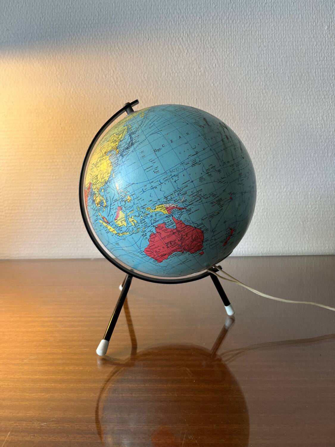 Globe Taride en verre George Philip & Son