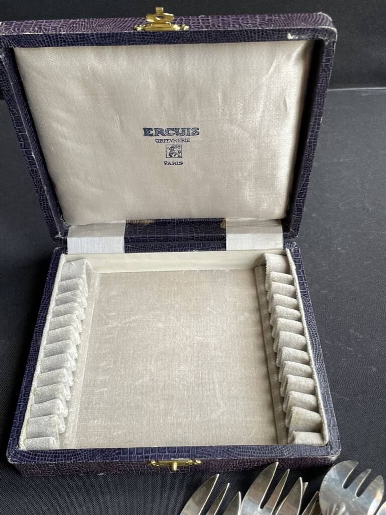 Box of 12 Ercuis oyster forks – Silver plated