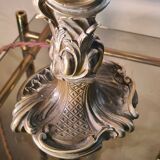 Louis XV bronze lamp rocaille style 34x25, molded glass lampshade signed Stella