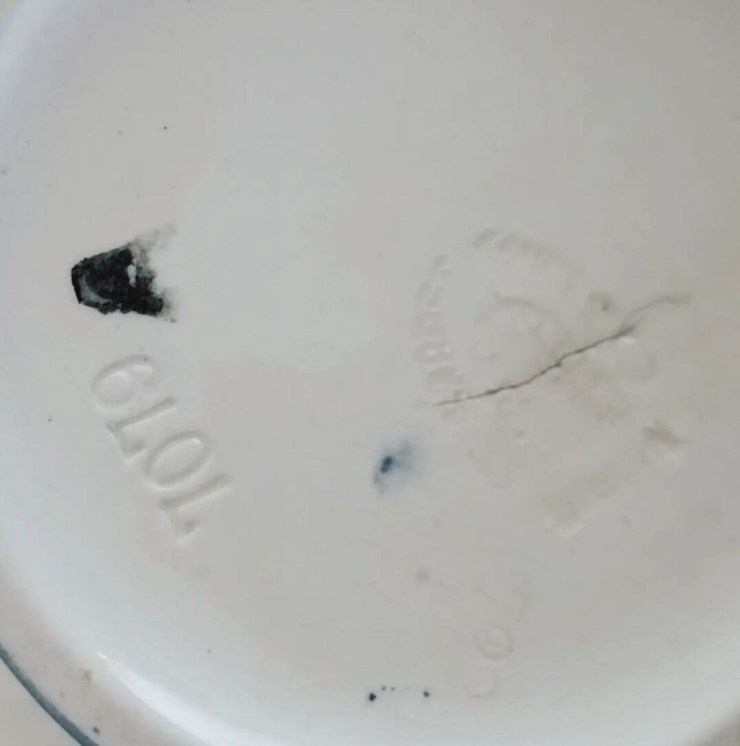 Vase with two handles Sarreguemines