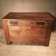Diamond point chest
