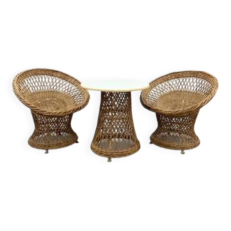 Ensemble fauteuils et table en rotin style rétro vintage des années 1960