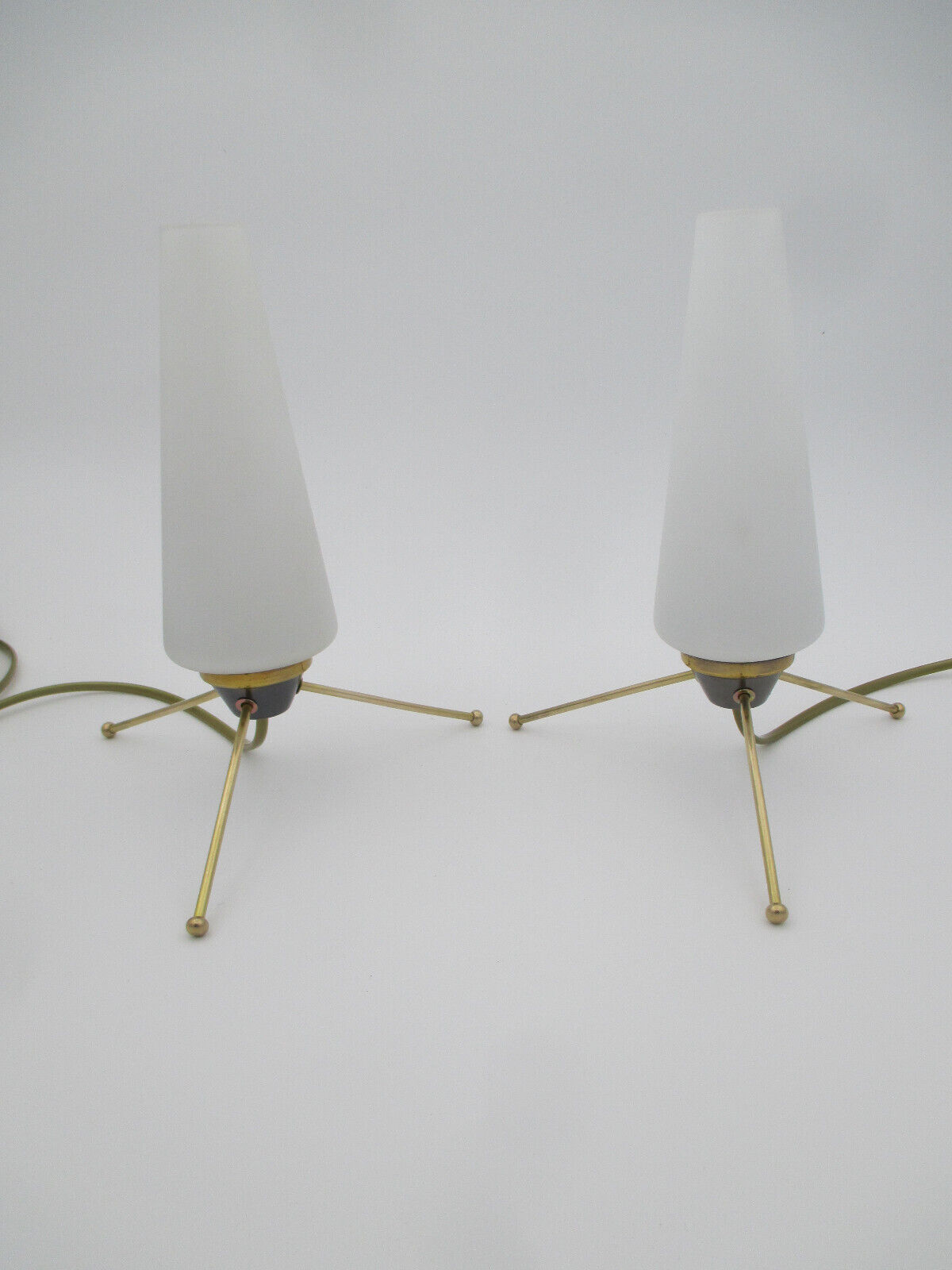 Pair of vintage brass tripod lamps and opaline tulips