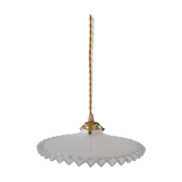 Serrated opaline suspension