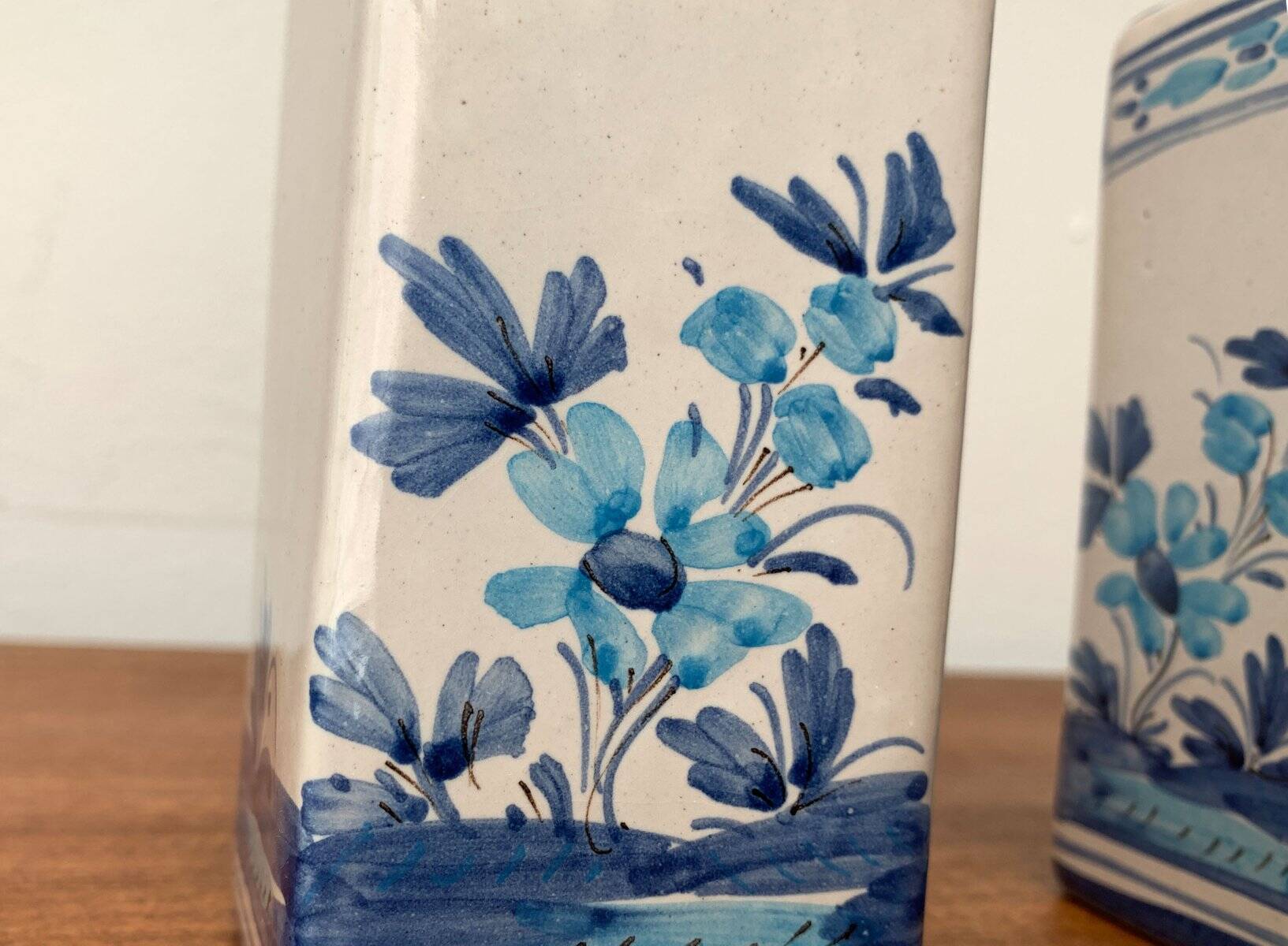 Vintage Italian Handpainted Vase from Larucci Italy, 1970s, Set of 2