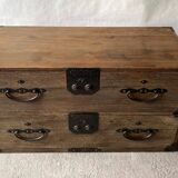 Japanese chest of drawers (tansu)