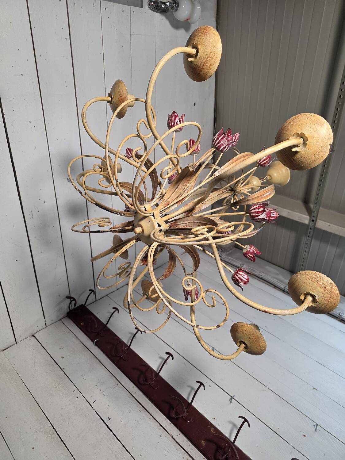 Wrought iron chandelier in Florentine style from the 1970s.