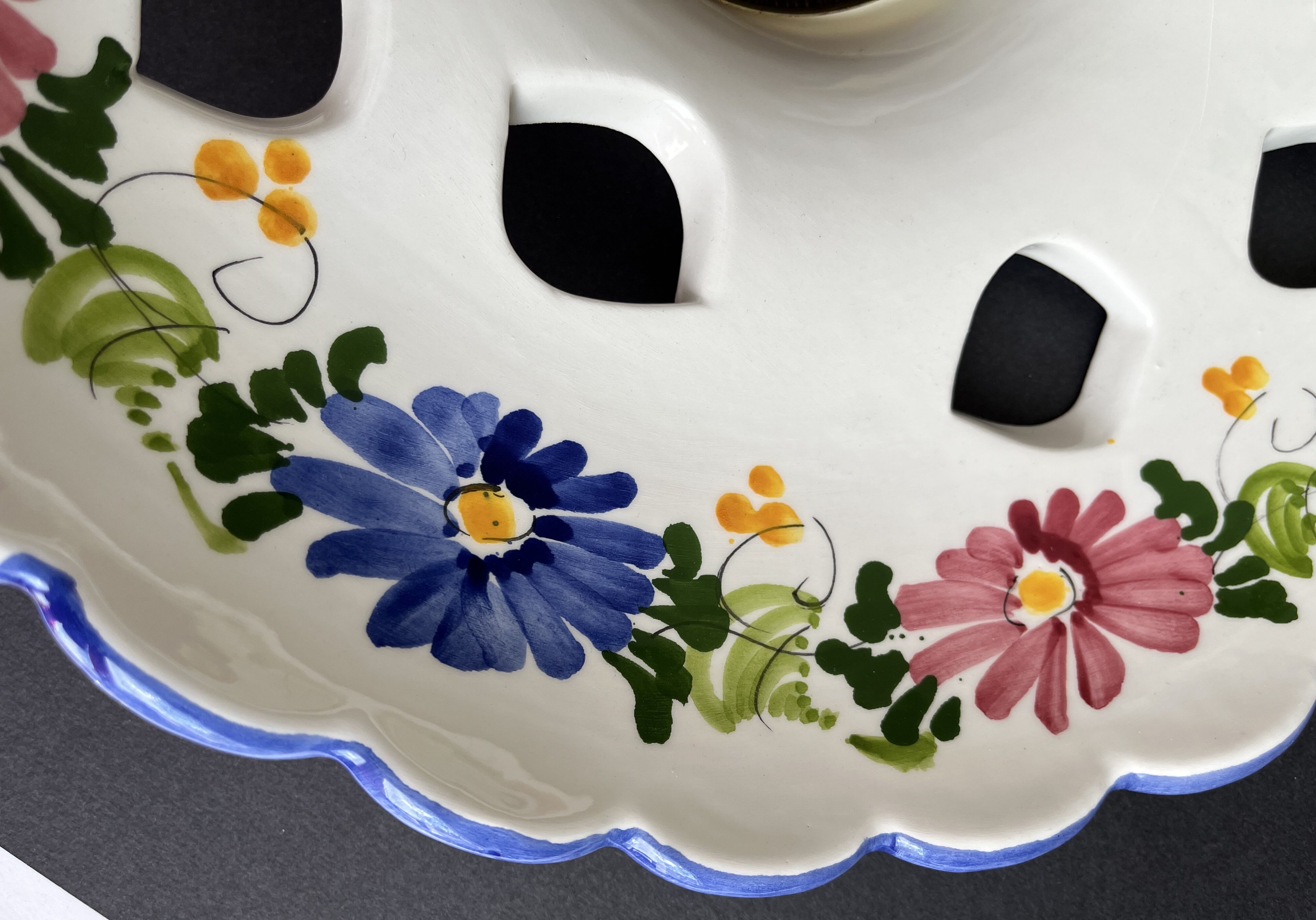 Ceramic pendant lamp