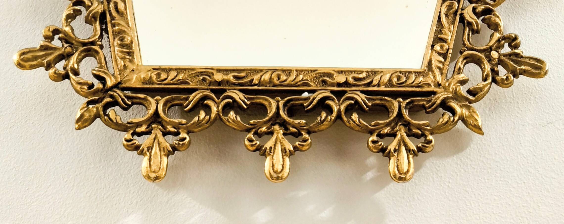 Vintage Italian rococo style mirror from the 50s