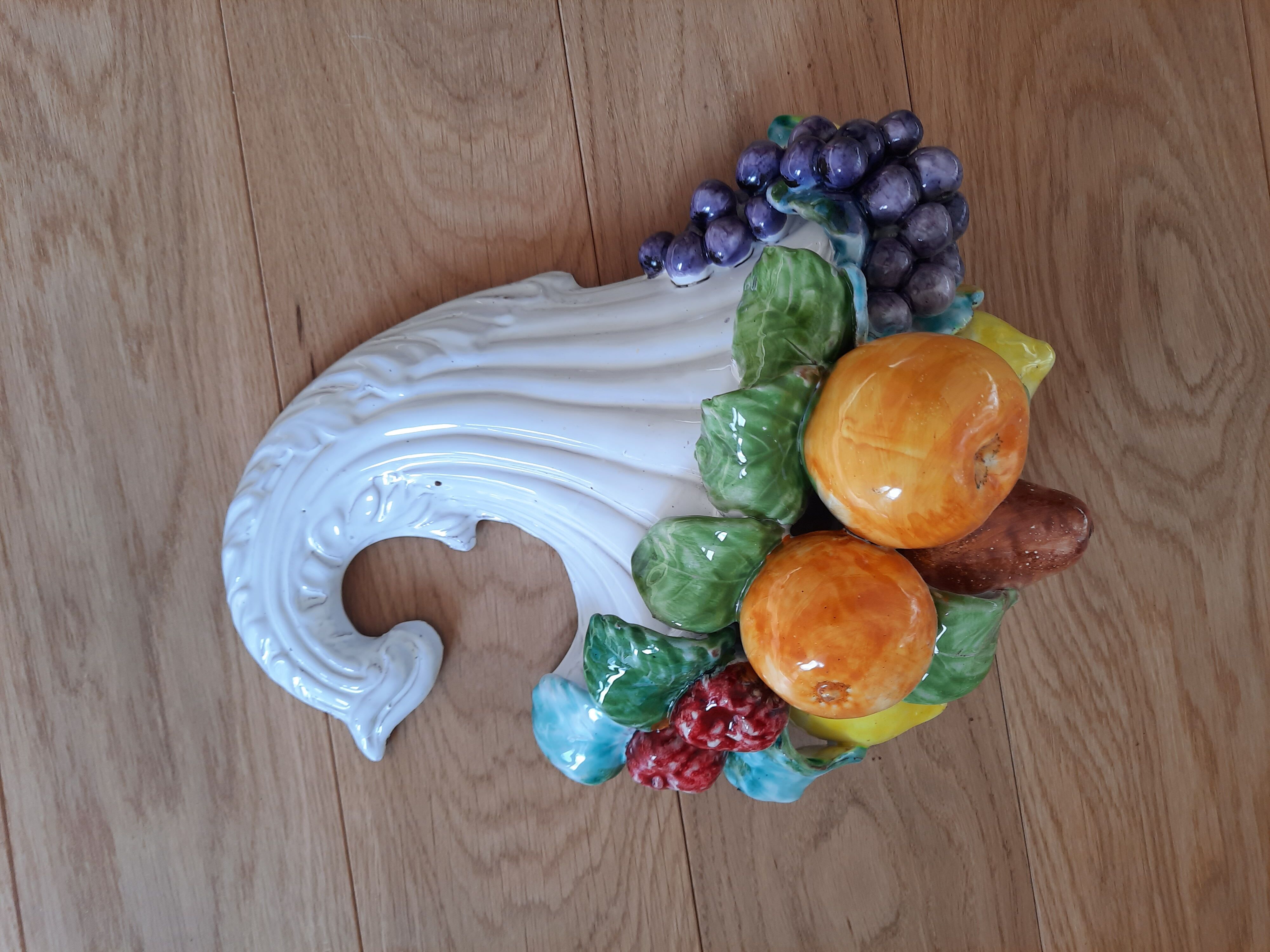 Cornucopia wall ceramic