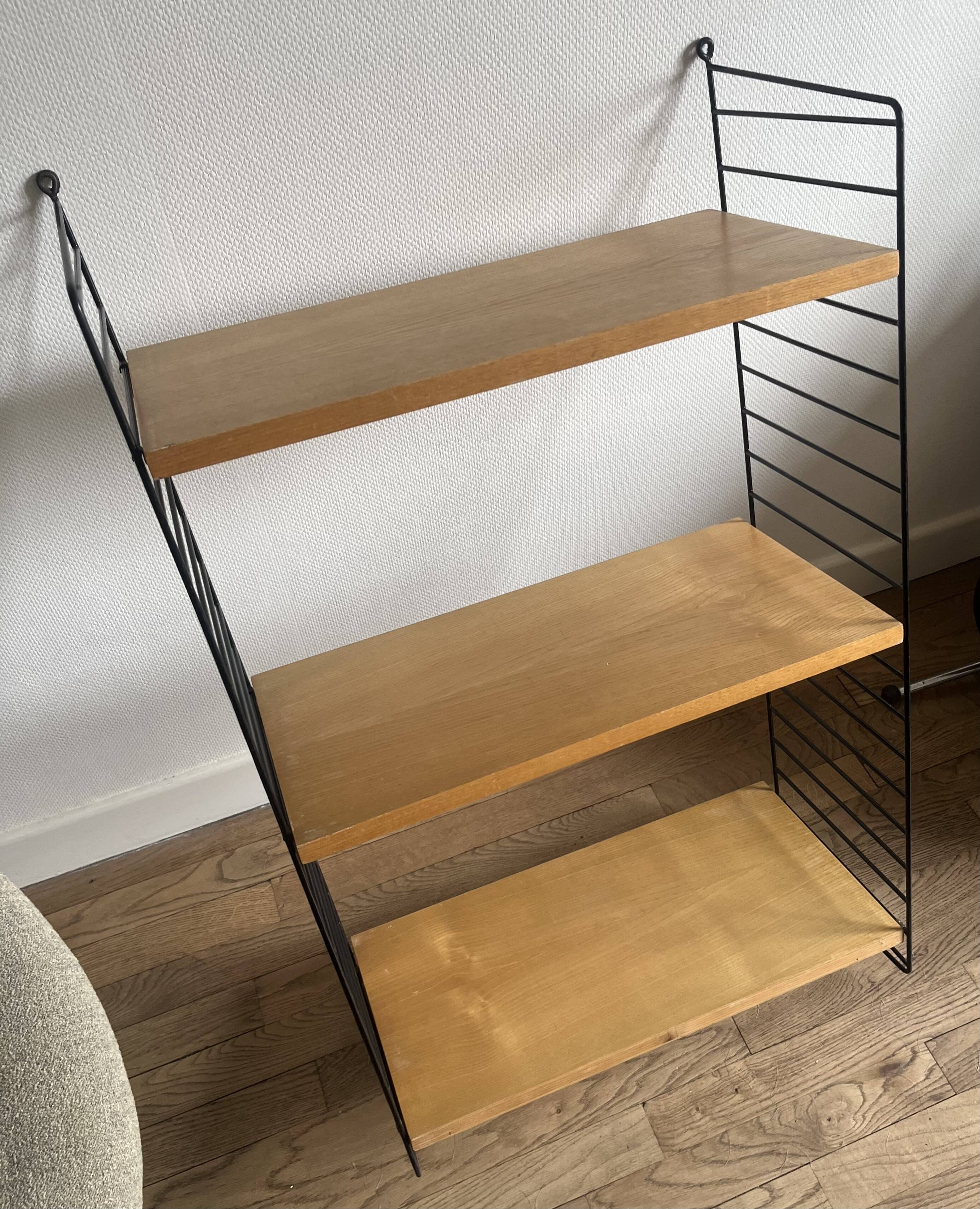 Danish vintage Spring shelves 70