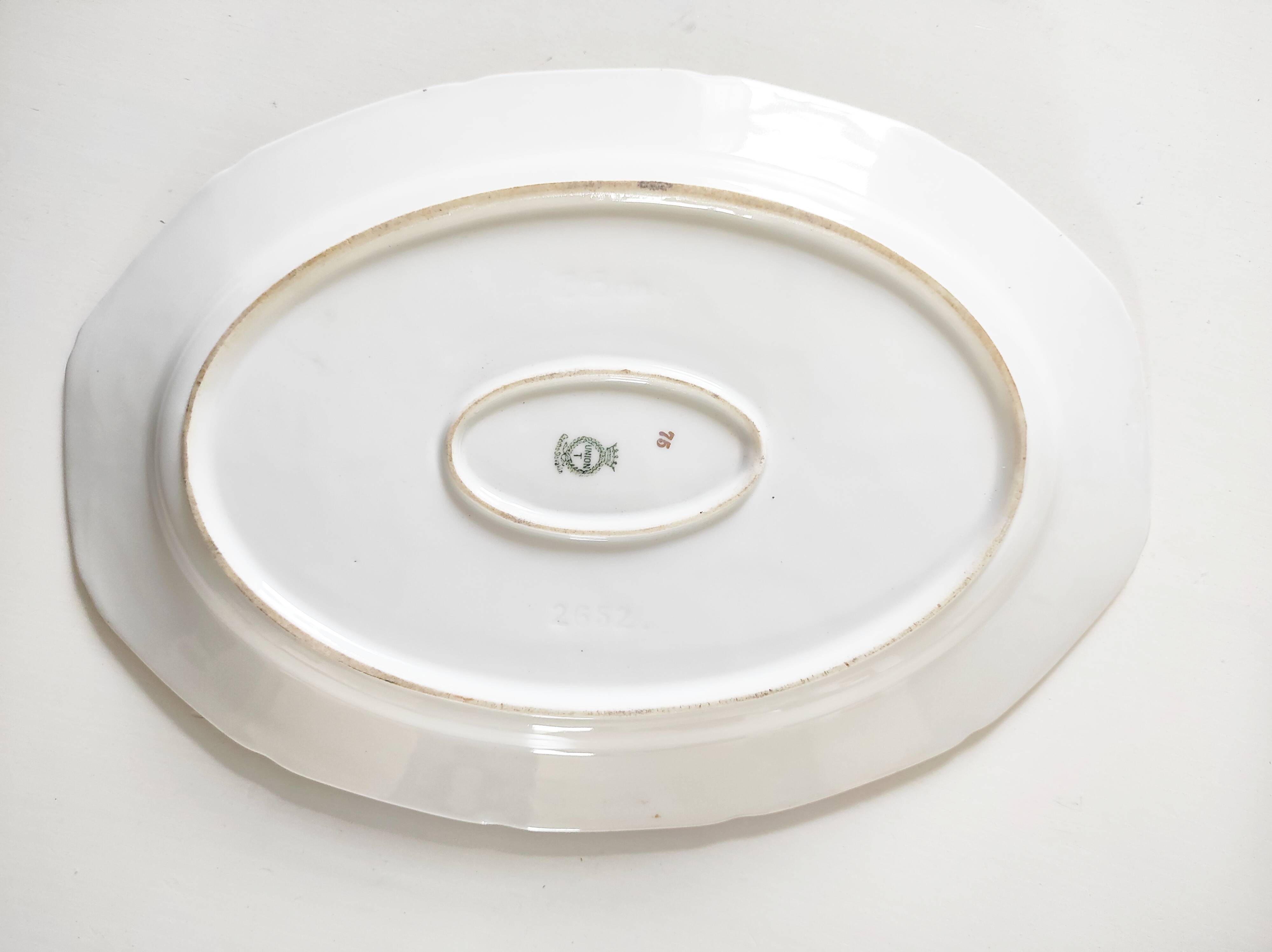 Czech-Slovakian porcelain dish with fruit decoration