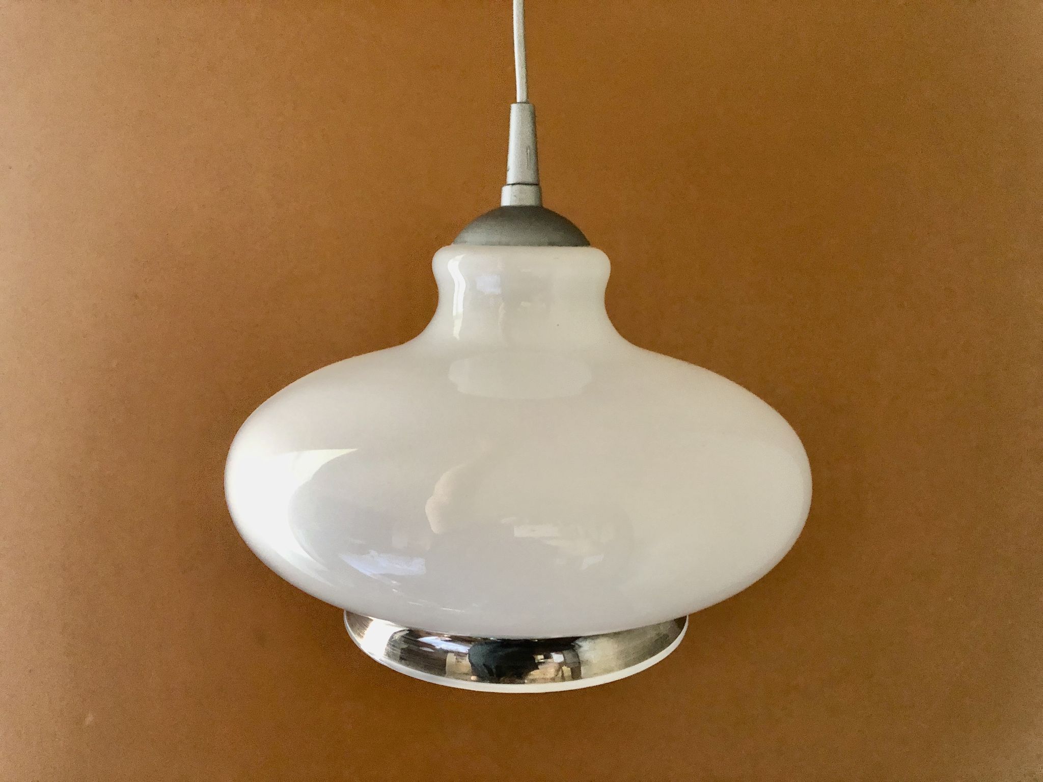 Suspension en opaline et fil d'argent