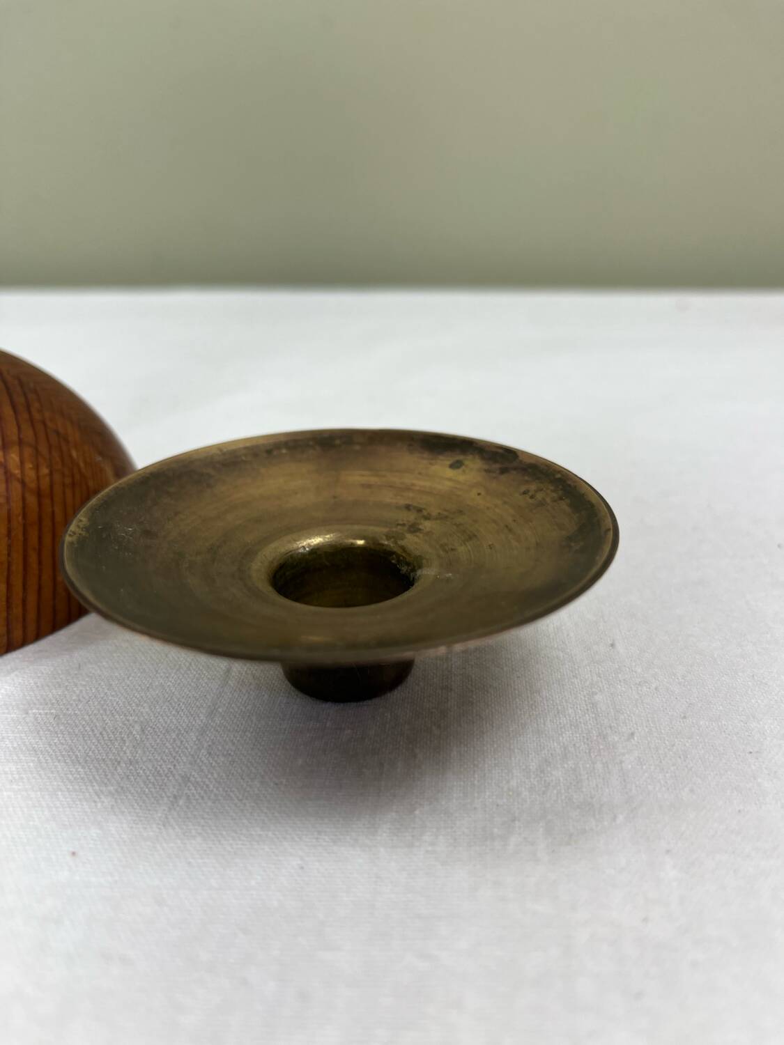 Scandinavian candle holder