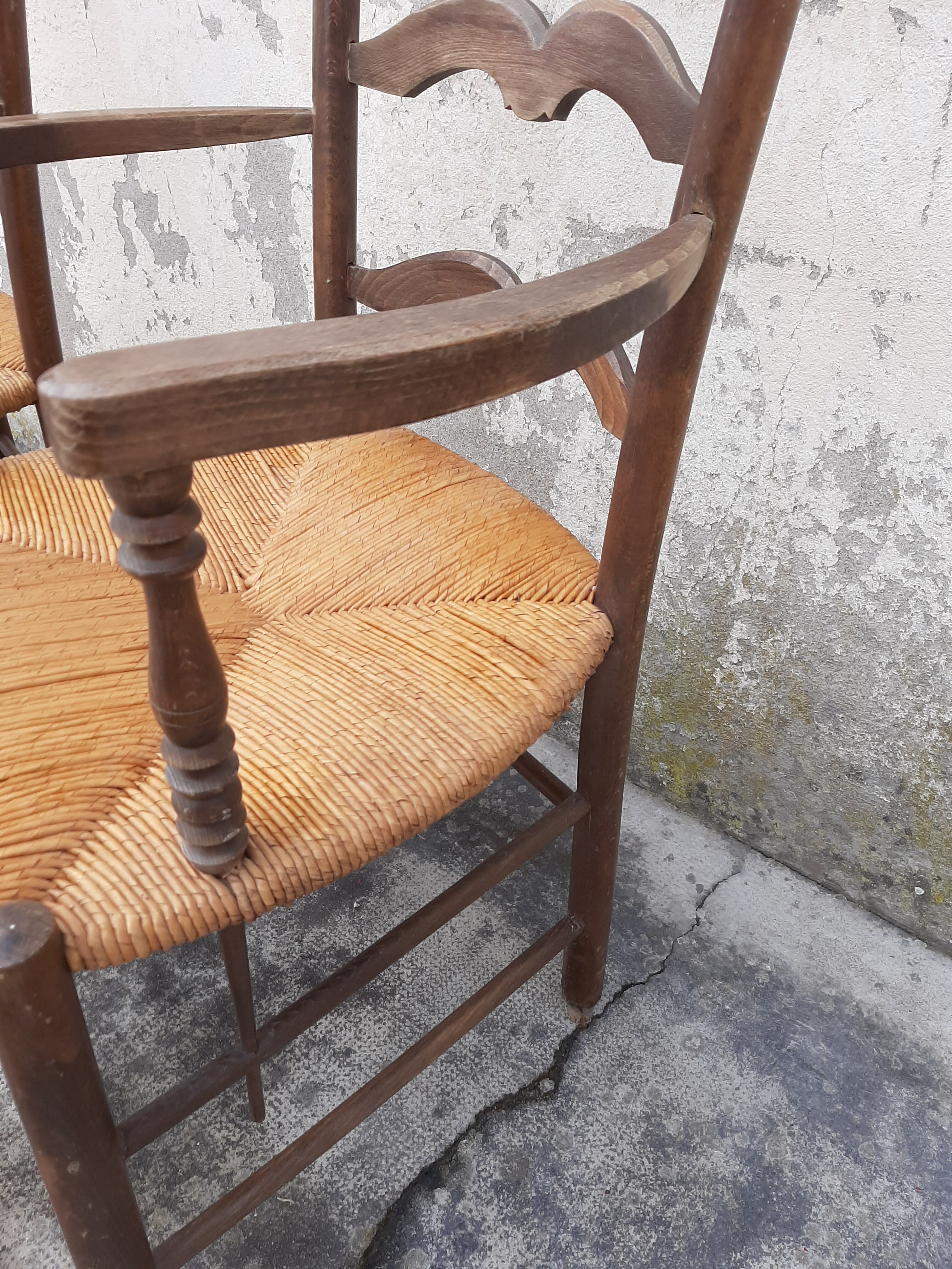 Paire de fauteuils rustique en chêne