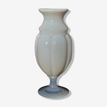 Baluster vase in Opaline de Sèvres