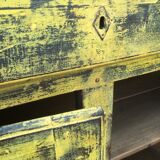 Buffet weathered yellow