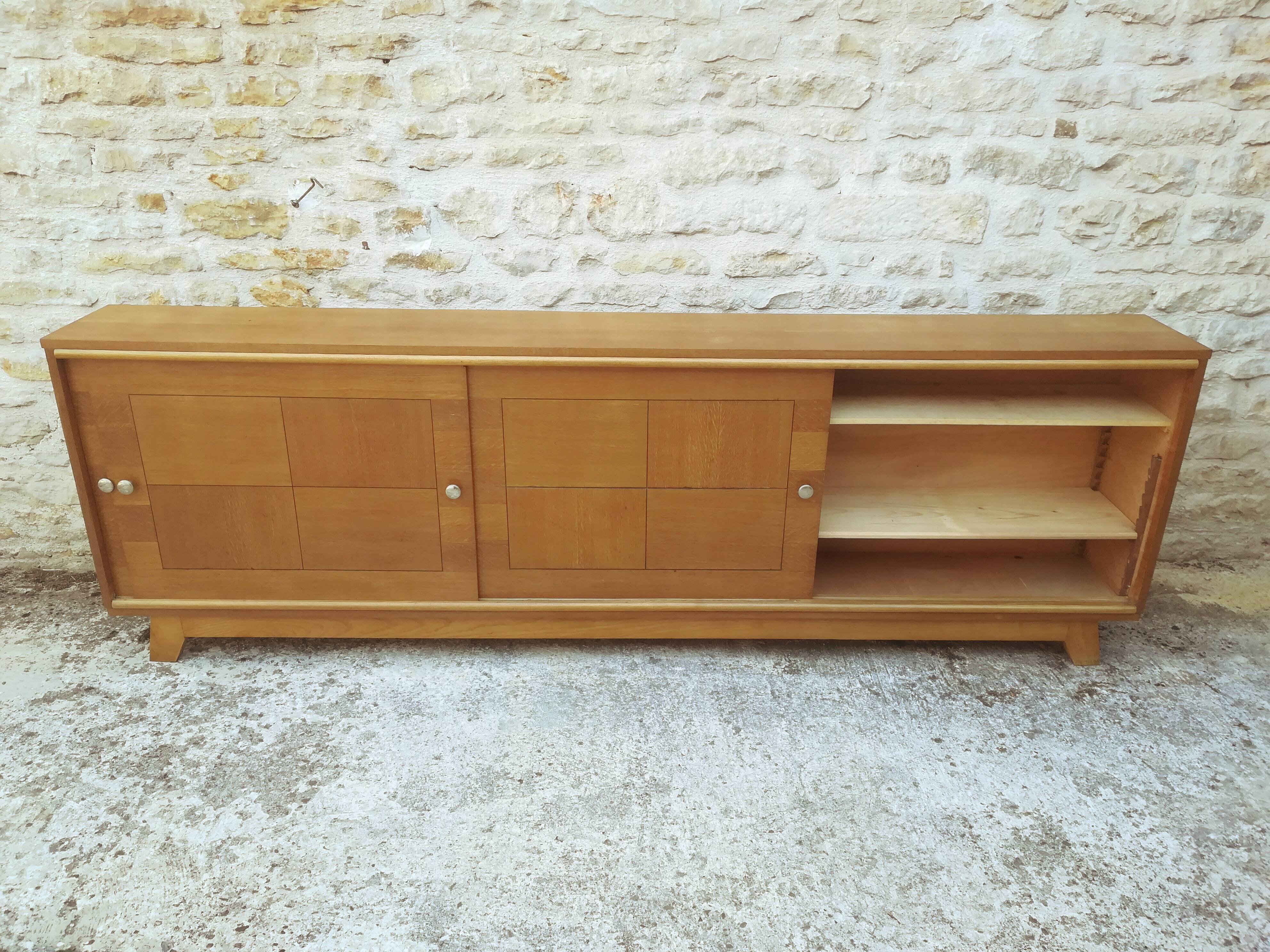 sideboard