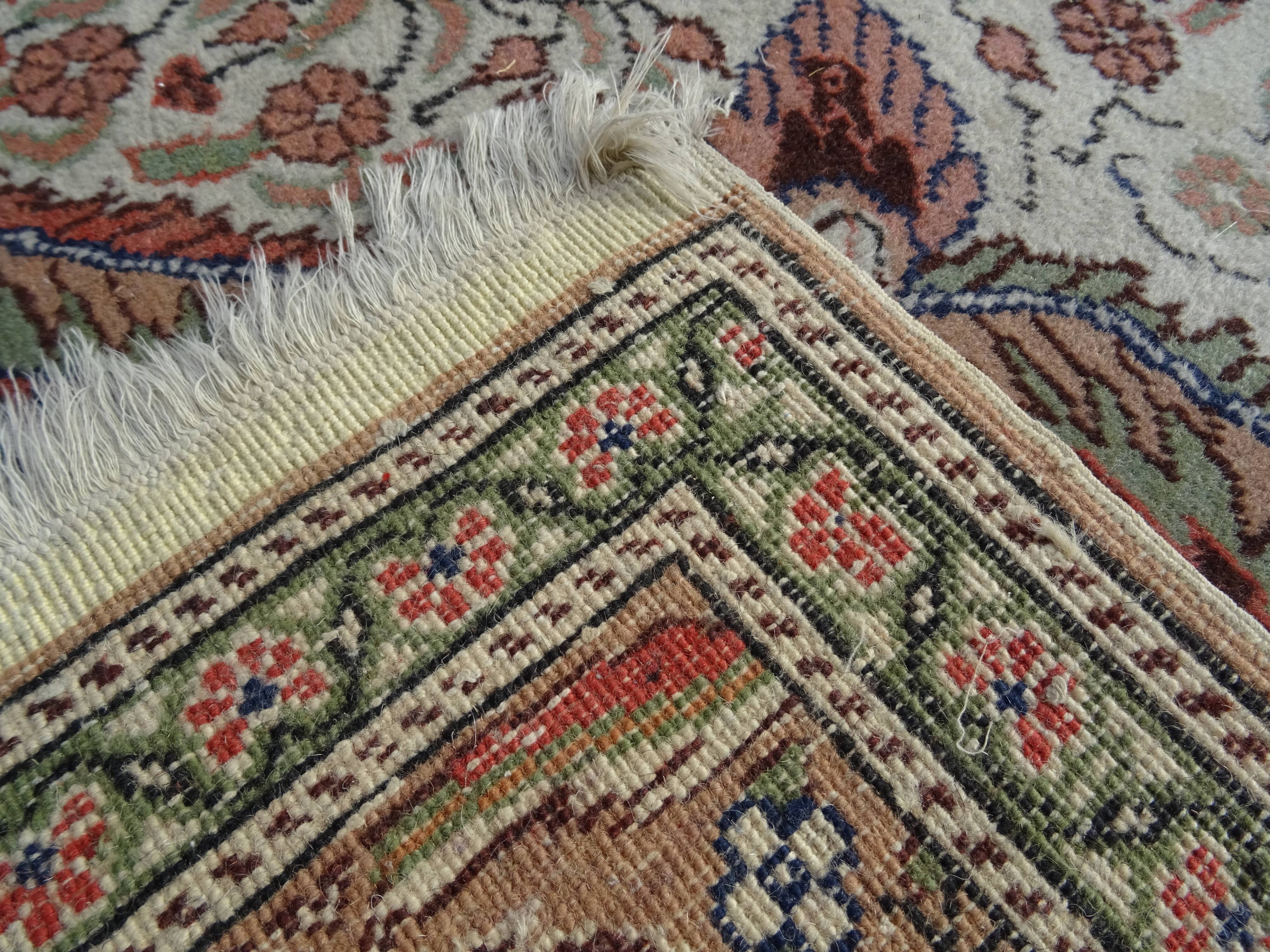 Vintage Handmade Oriental Rug 303 X 198