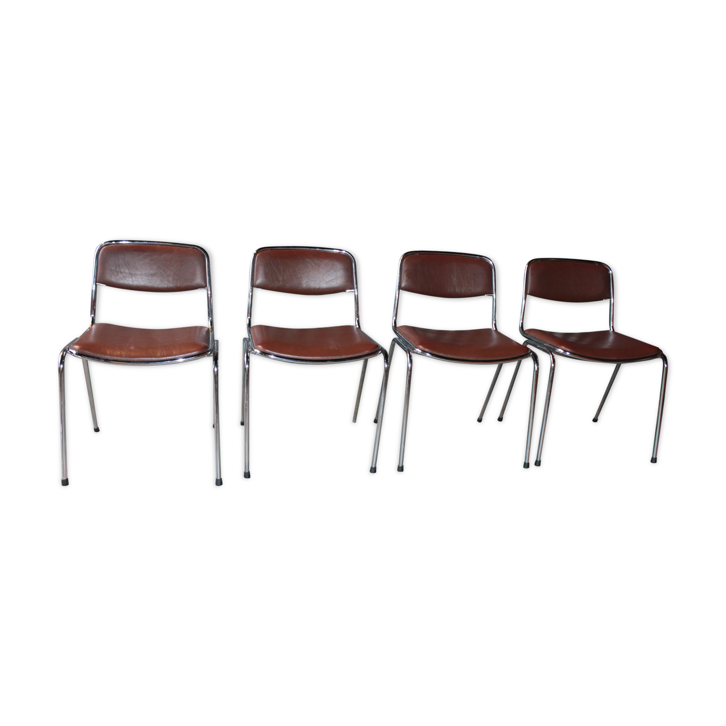 Lot of 4 vintage brown chairs