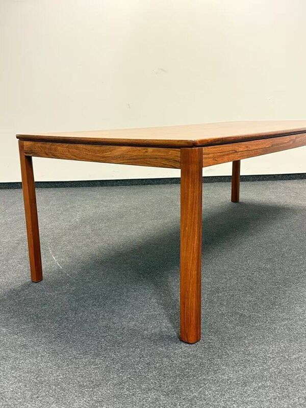 Table basse rare en bois de rose par Brødrene Blindheim - Norvège, années 1970