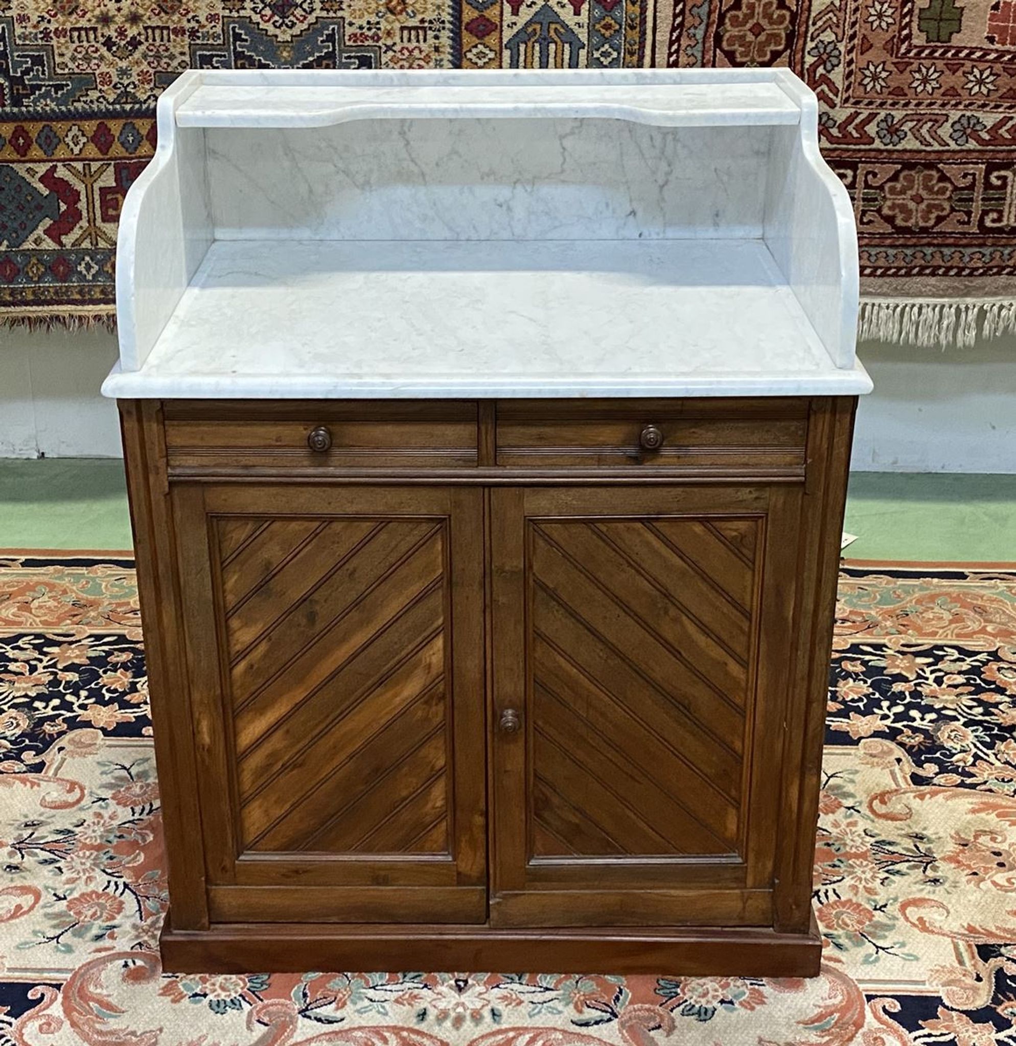 Toilet furniture in pitch pine and marble top - 30s