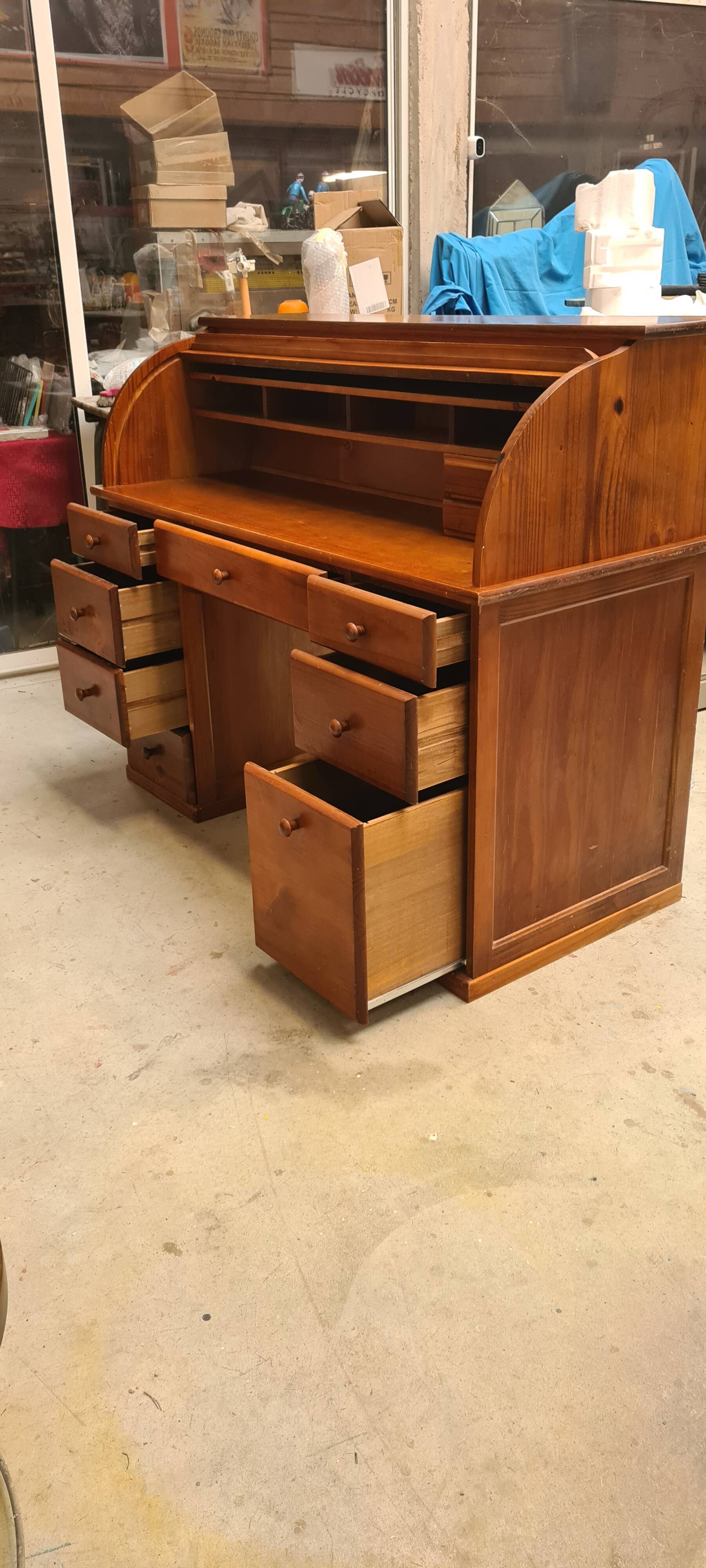 American cylinder desk or Roll Top Desk, solid pine, 10 drawers, good condition 140x60