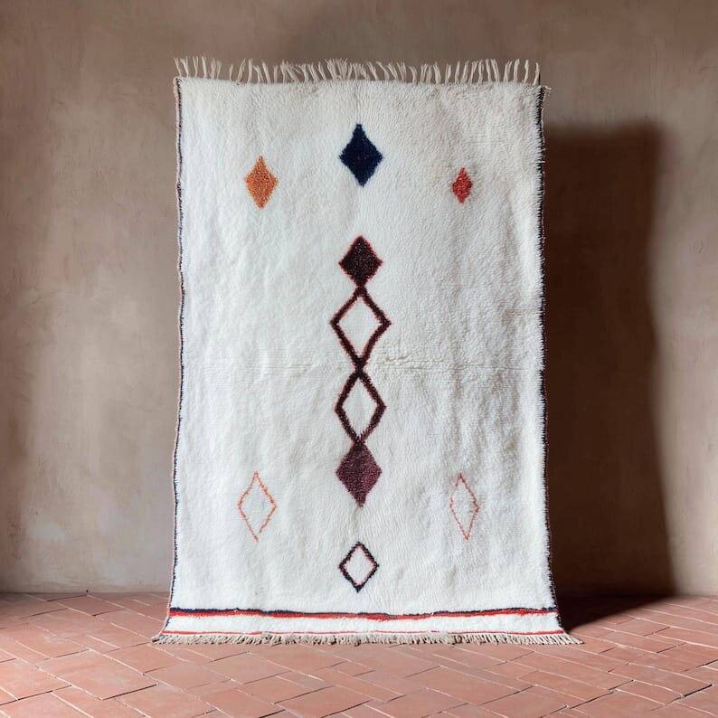 Handmade Berber rug from Oued Zem, size 160 x 240 cm