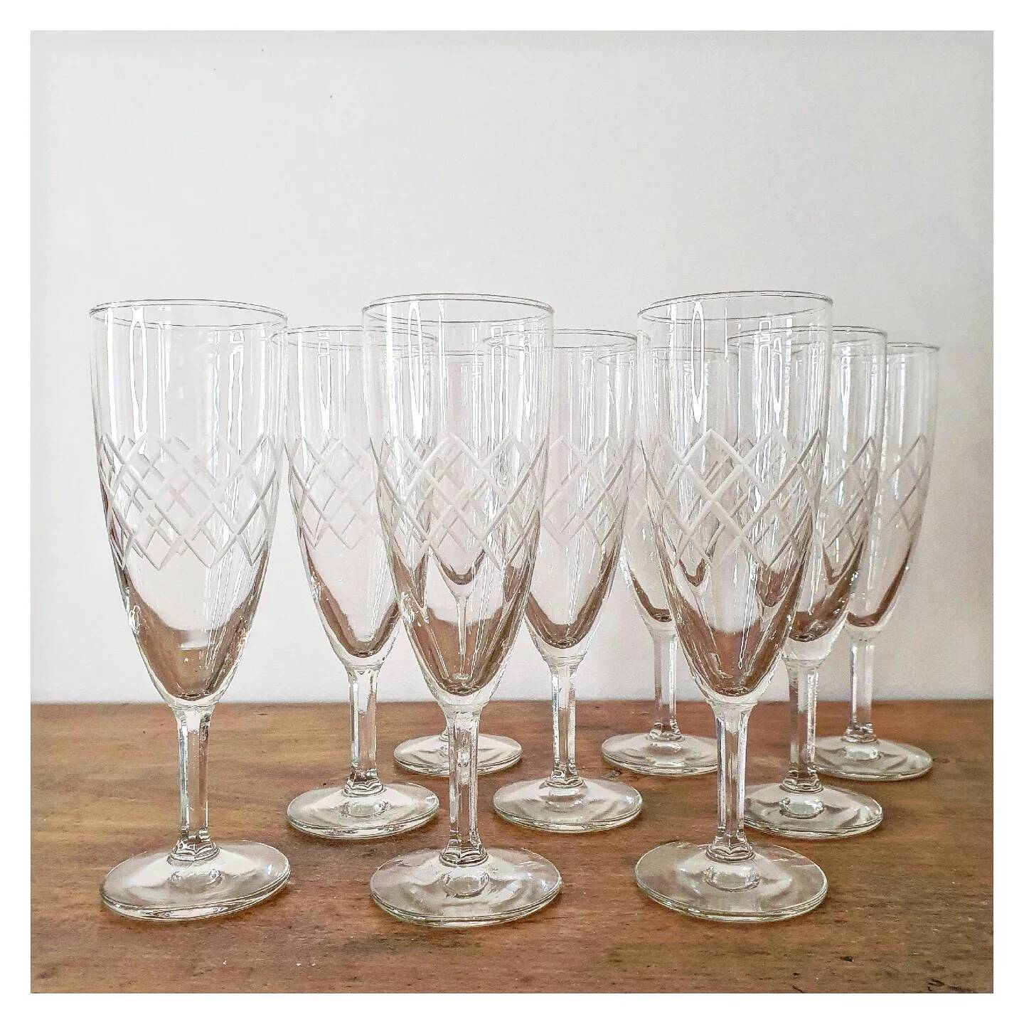 Set of 9 Champagne flutes
