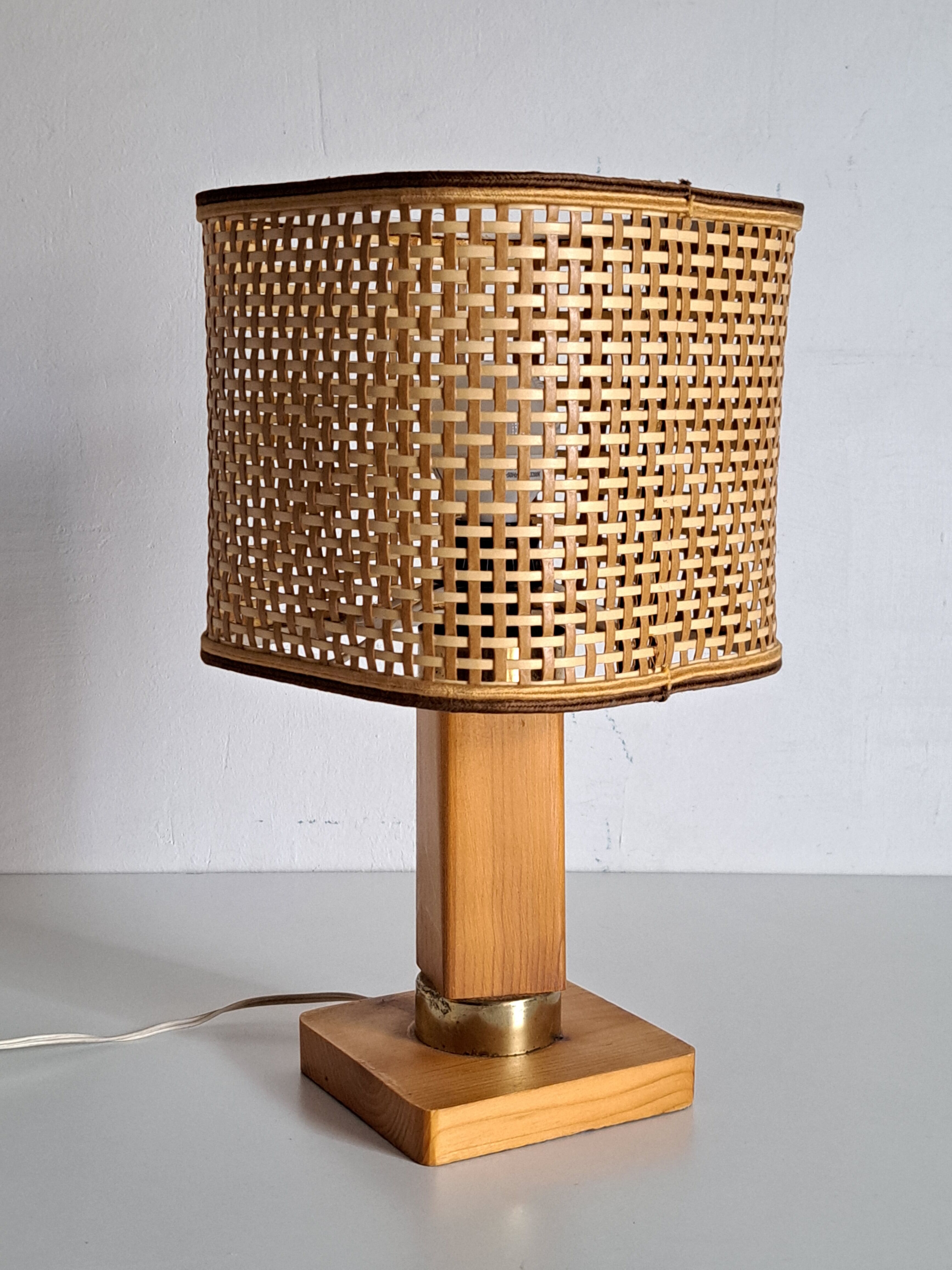 Rattan and wood bedside lamp