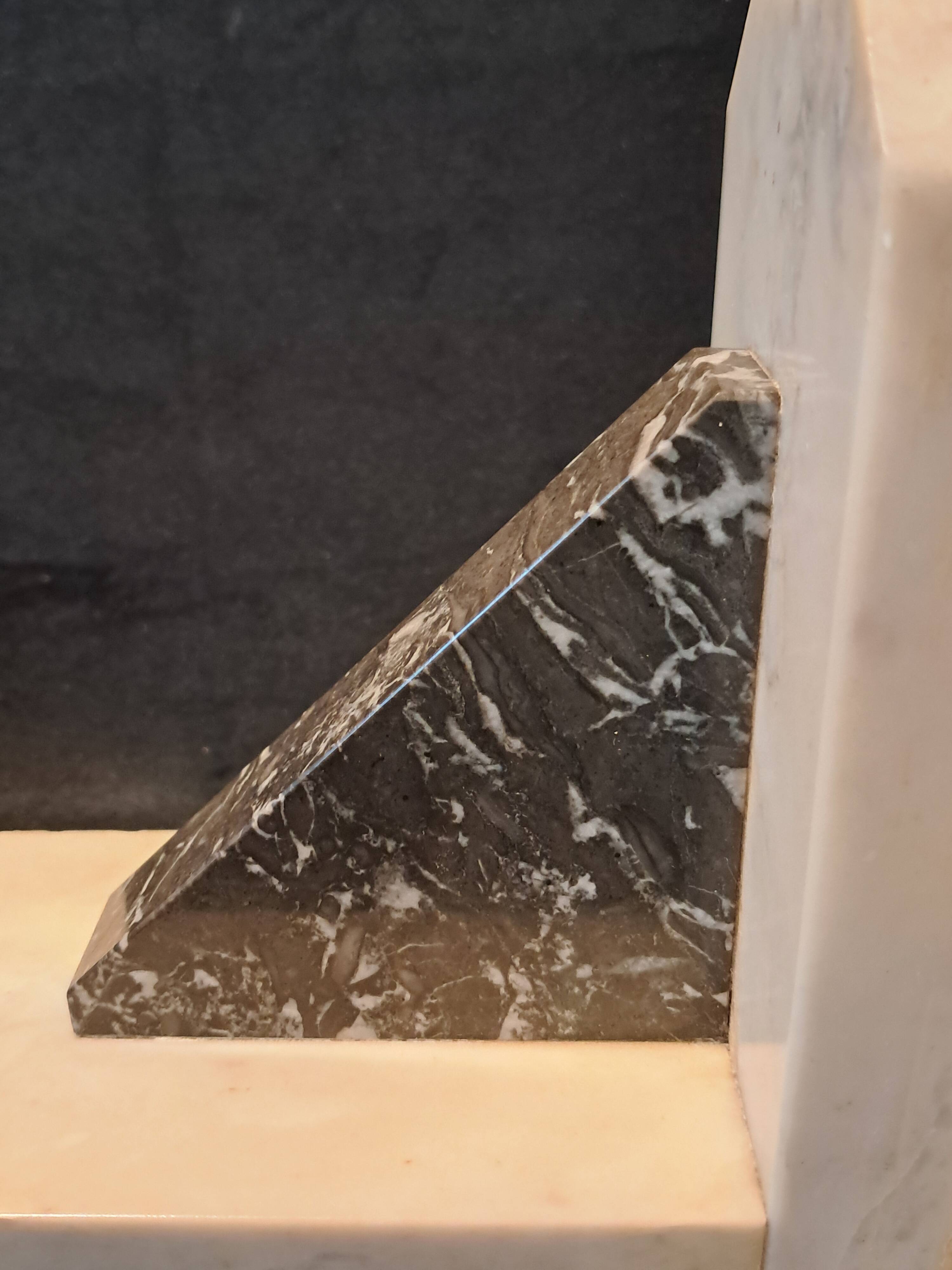 Pair of art deco bookends in black and grey marble