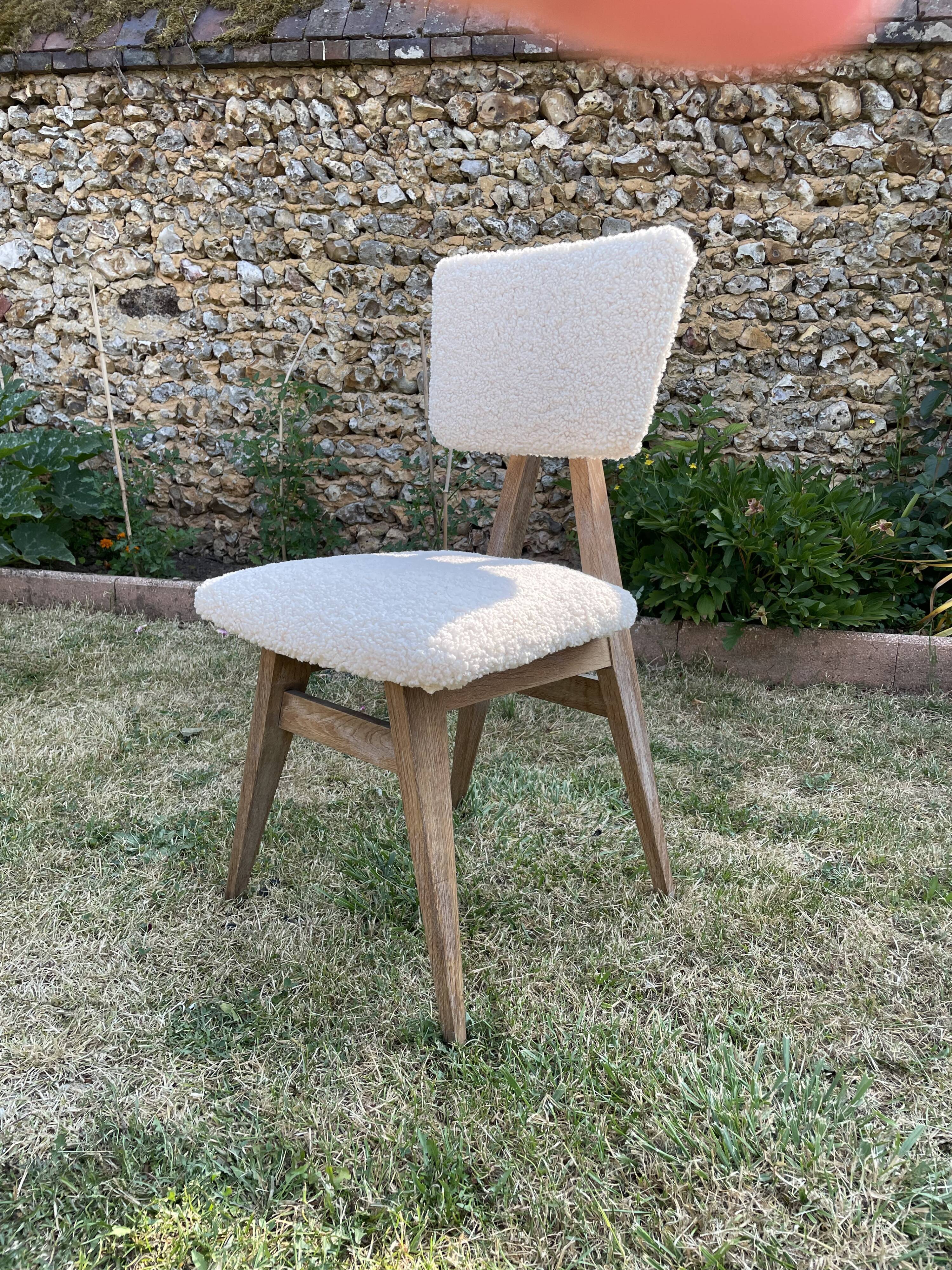 Set of 4 minimalist oak chairs from the 50s