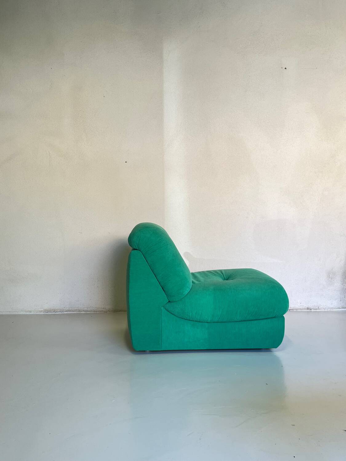 70s velvet armchair Roche Bobois
