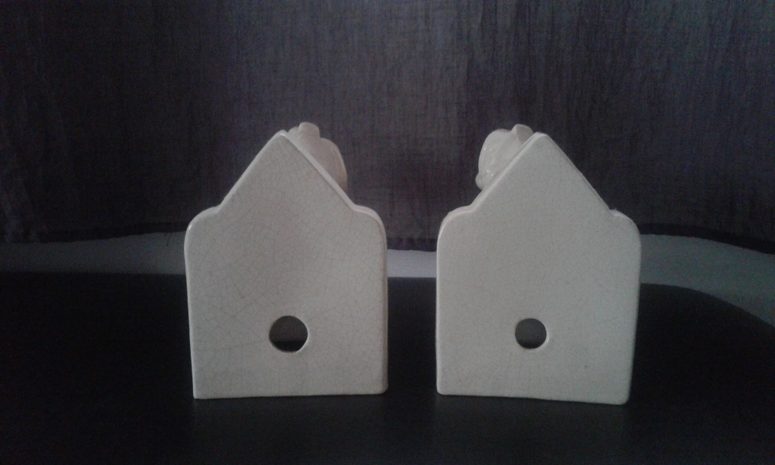 Pair elephants bookends