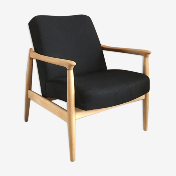 Fauteuil polonais du milieu du siècle GFM-64 conçu en 1965 par Edmund Homa