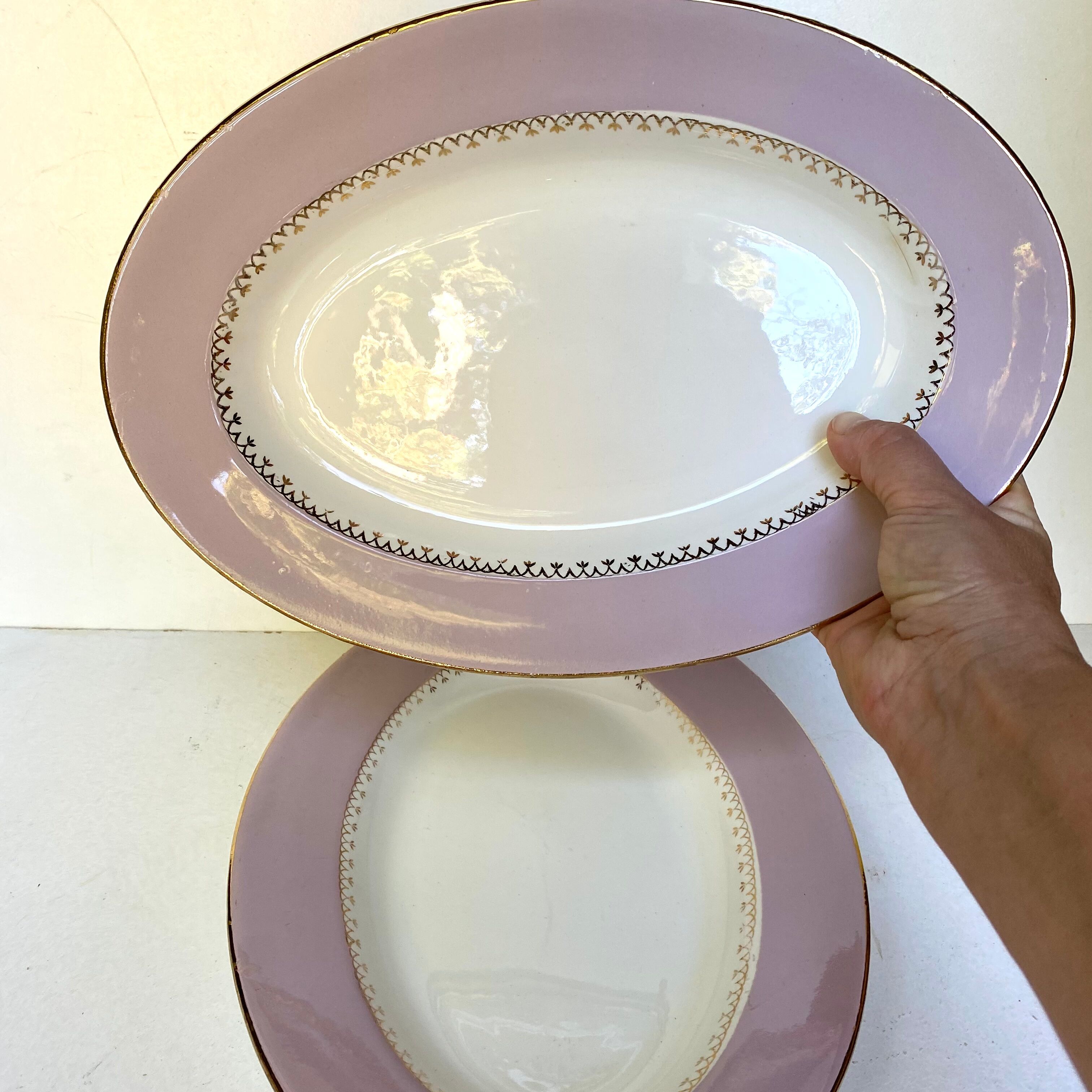 Oval dishes from Amandinoise