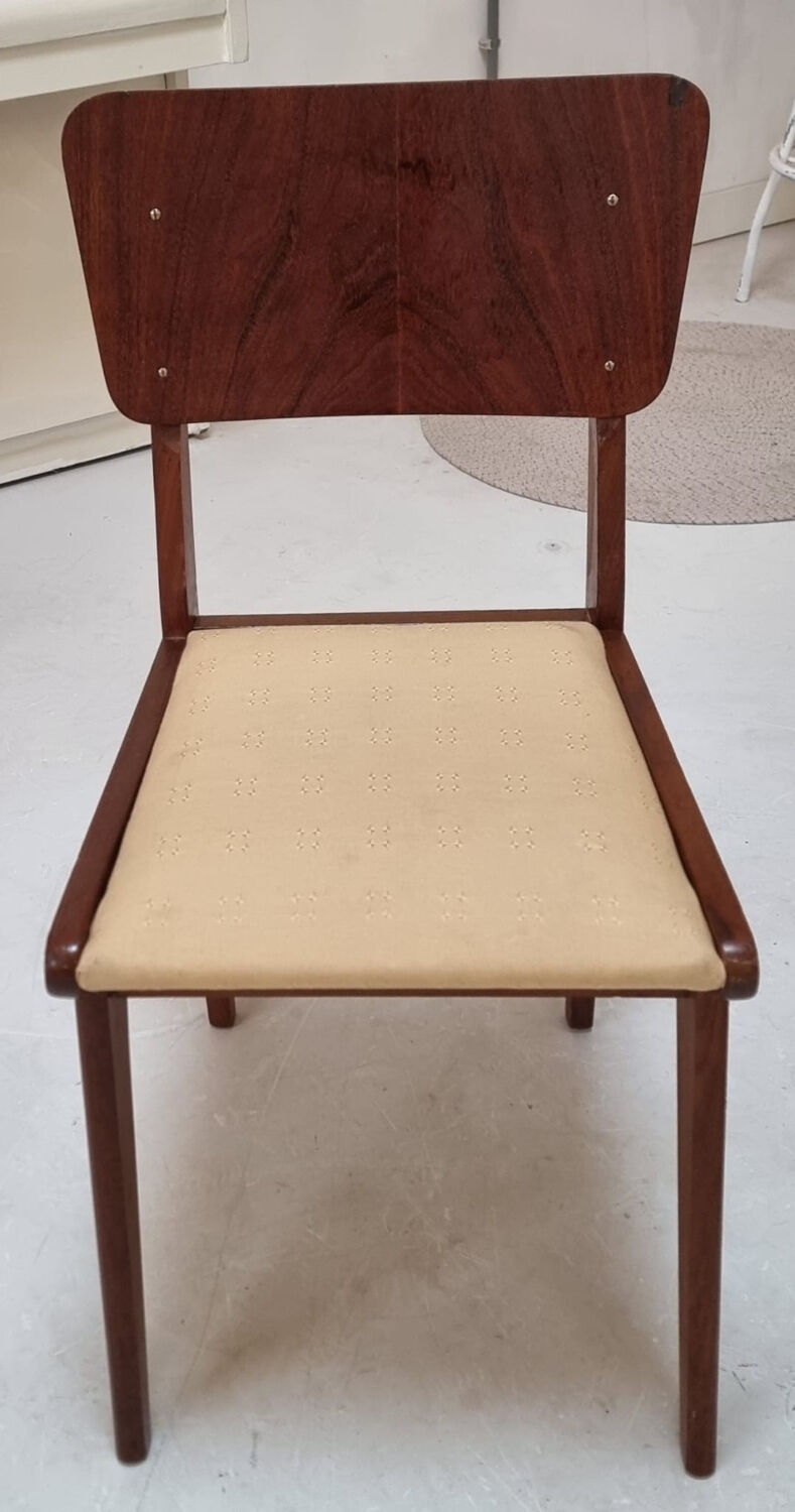 Chairs of the mid-century