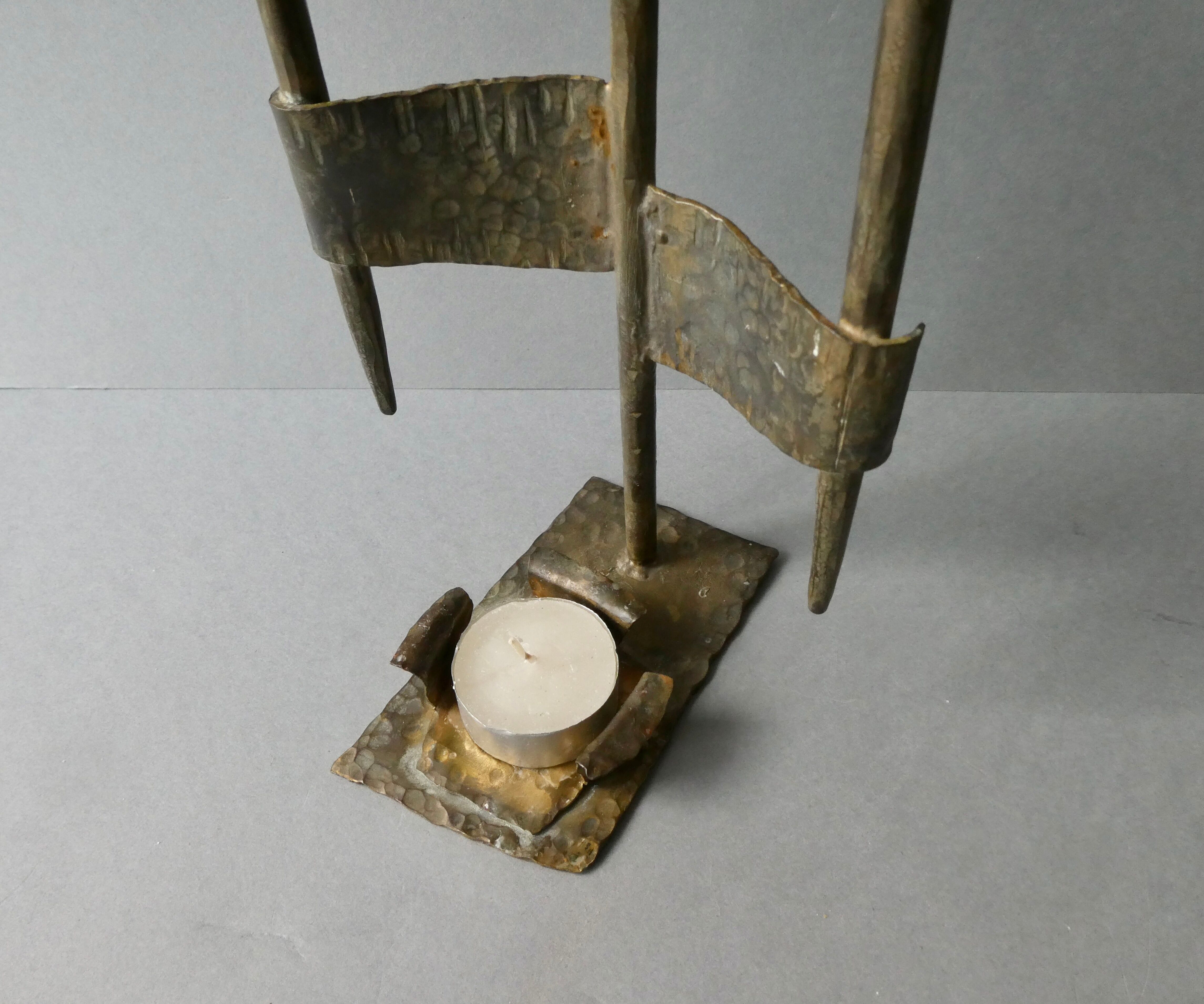 Paire de chandeliers en bronze