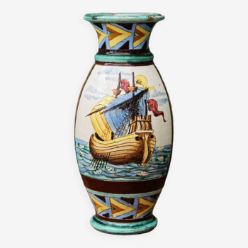 Italian majolica vase from Perugia, boats